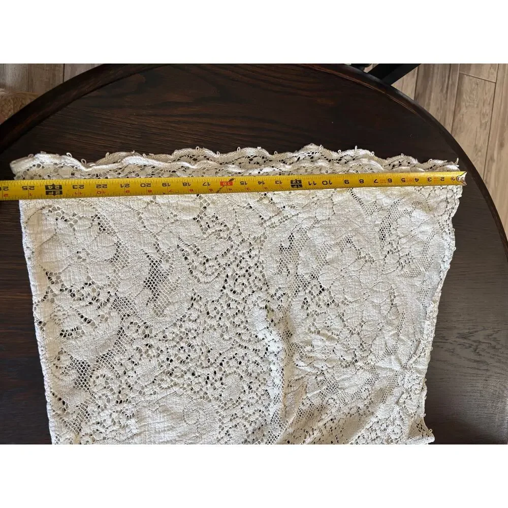 Vintage Ivory Lace Tablecloth 77”x50” Floral Medallion Picot Edge Rectangle